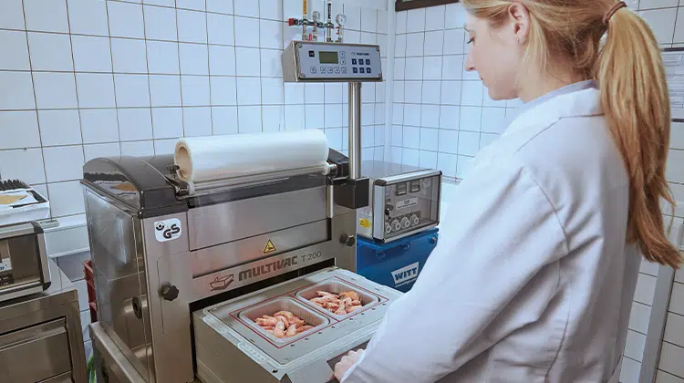 Sauerstoff wird in der Schutzgasverpackung von Lebensmitteln nur in besonderen Fällen verwendet - zum Beispiel, um die rote Farbe von Fleisch zu erhalten oder um anaerobe Bakterien zu hemmen. | Foto: Messer SE & CO.KGaA